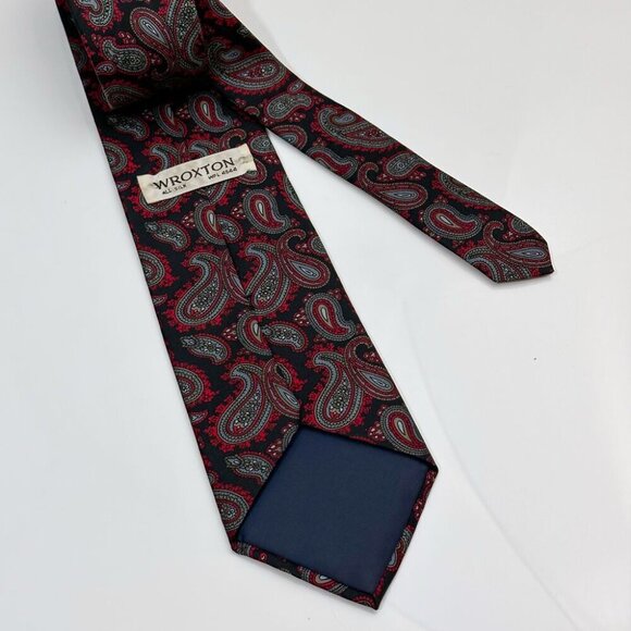Silk Tie, Paisley Pattern in Black, Red and Grey - Picture 2 of 2